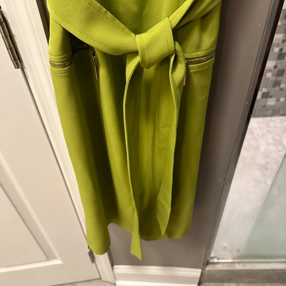 Kasper Green Midi Dress - Picture 2 of 5